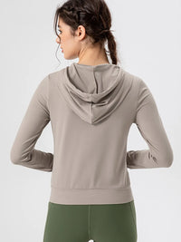 0fa250e2-aa1b-479c-a2a2-86e40f0522b5-Max