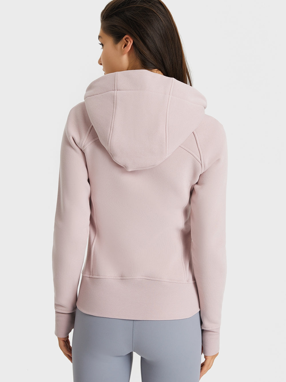 3320b6e86c8f448bab99a6400707ff35-Max