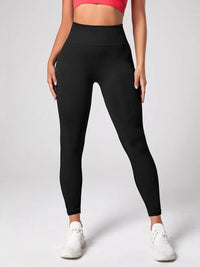 Lady Wearing The High Waist Active Leggings