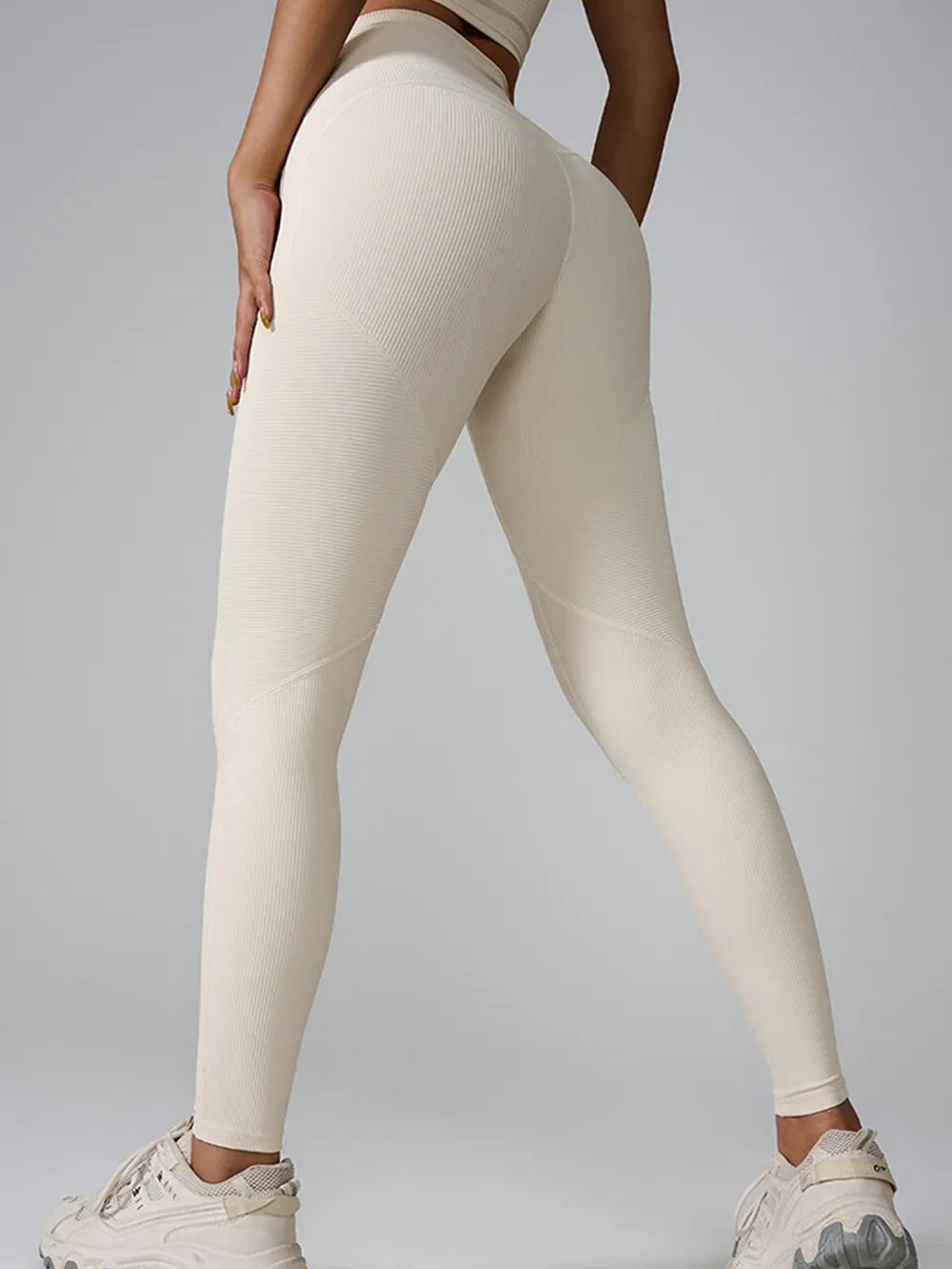 6b37cafa-6c02-4c14-8f49-b6596e4f3af1-Max