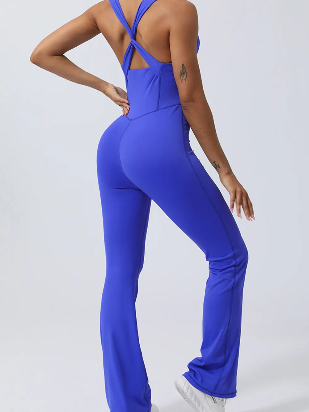 a3d8228c-0273-43ad-ac53-313d3d6baebc-Max