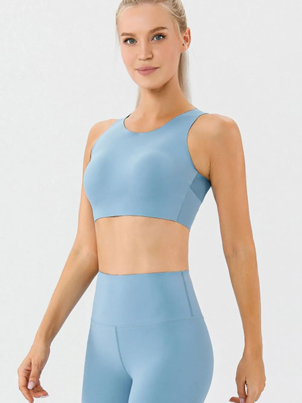 a5c7e6a2-b6d1-4f8e-b41b-60d8616c1792-Max