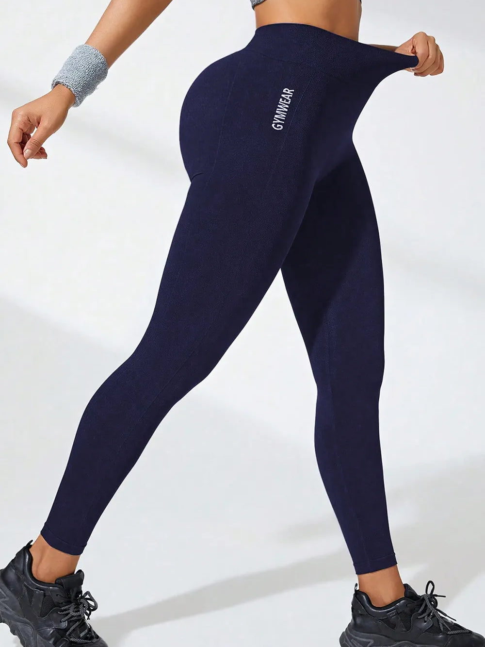 a6dae5c0-7242-4edd-8949-49db1cb27470-Max