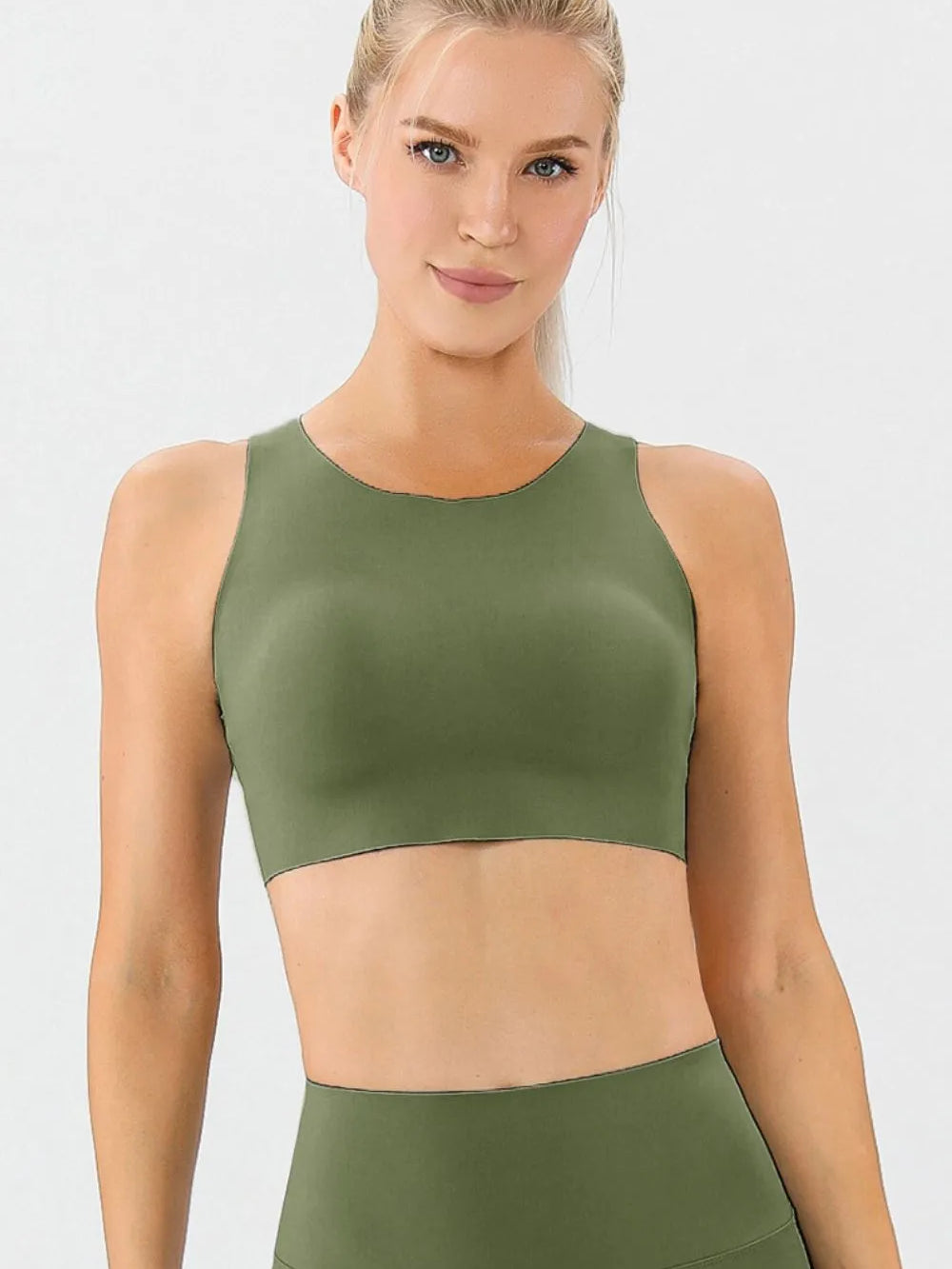 b22ce2d8-6ff7-4545-98c1-1df6df4c0a99-Max