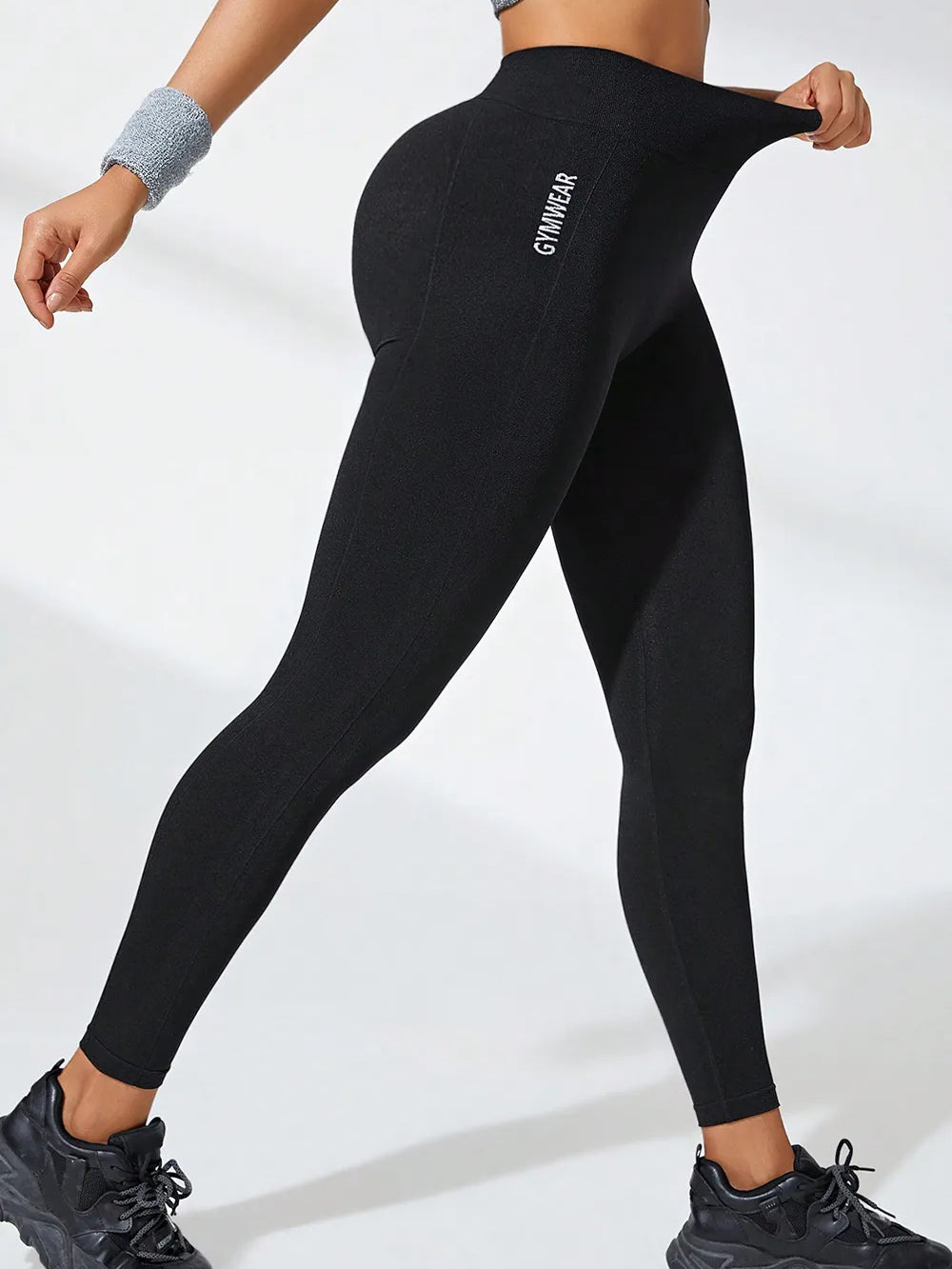 f5c00d81-f5f5-48ed-bbfb-a0e22a23877f-Max