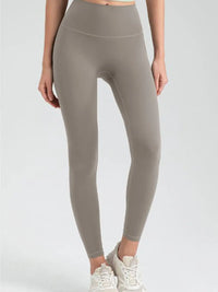 397e438687d547788905c93b17b6c8db-Max