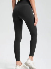 f8b0e1edd23343e7b11a26dab2e58027-Max