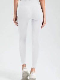 fd66136217fd4d768c4e6d555251557e-Max